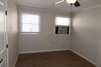 1917 28th St in Sacramento, CA - Building Photo - Building Photo