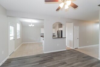 400 Captain Grumbles Dr in Jarrell, TX - Building Photo - Building Photo