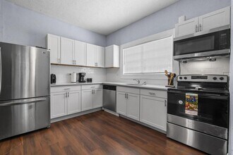 344 Smith St in Jacksonville, FL - Building Photo - Building Photo