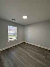 11823 Longwood Garden Way in Houston, TX - Building Photo - Building Photo