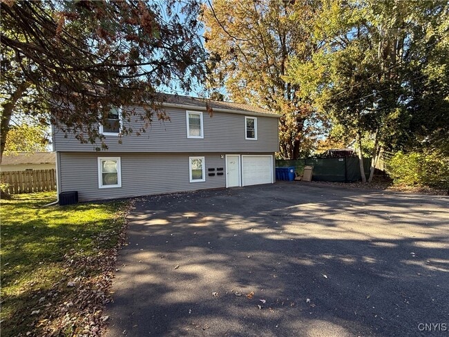 127 1/2 Matty Ave in Syracuse, NY - Building Photo - Building Photo