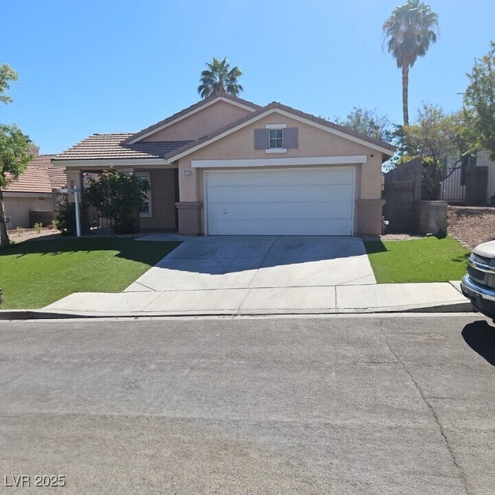 1512 Iron Springs Dr in Las Vegas, NV - Building Photo