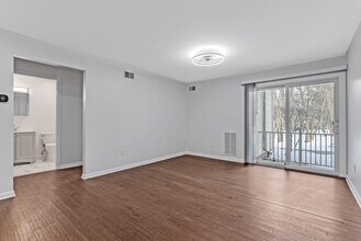 56 Maple Ln in Mount Arlington, NJ - Building Photo - Building Photo