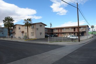 Clifford Apartments in Las Vegas, NV - Building Photo - Building Photo