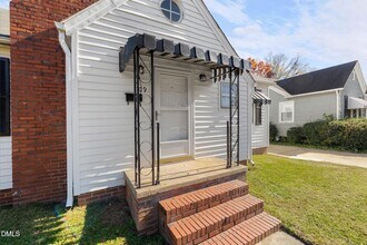 109 Lincoln Ct in Raleigh, NC - Building Photo - Building Photo