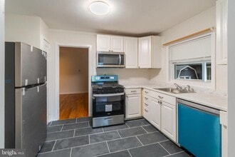 920 Boucher Ave in Annapolis, MD - Building Photo - Building Photo