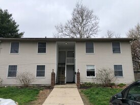 615 N Washington St, Unit 609 in Angola, IN - Building Photo