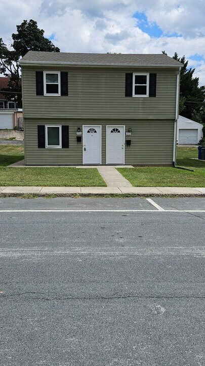 852-854 Pine St in Hagerstown, MD - Building Photo