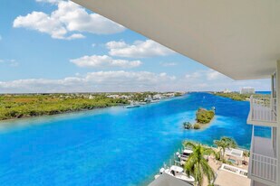 375 S Beach Rd in Jupiter, FL - Building Photo