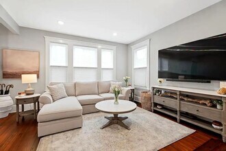 20 Hobart St in New Haven, CT - Building Photo - Building Photo