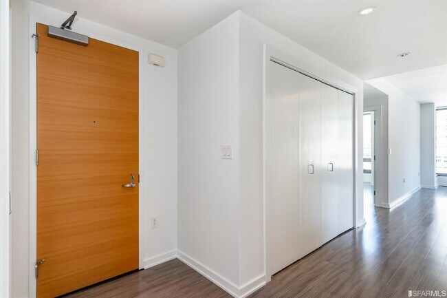 1 Hawthorne St in San Francisco, CA - Building Photo - Building Photo