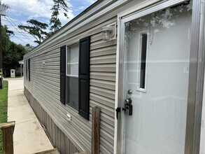 16693 E Forrestal St in Montgomery, TX - Building Photo - Building Photo