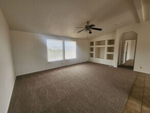 74892 Sunset Dr in Twentynine Palms, CA - Building Photo - Building Photo