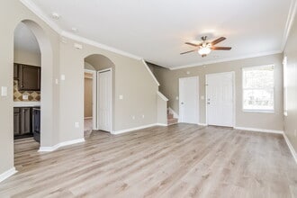 758 Star Pointe Dr in Seffner, FL - Building Photo - Building Photo
