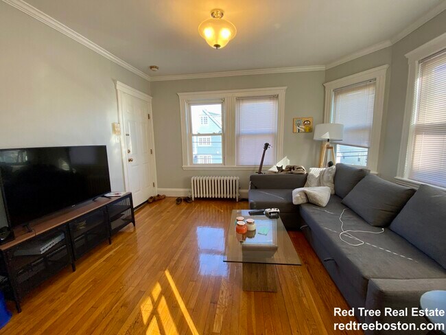 59 Brookley Rd, Unit 2L in Boston, MA - Building Photo - Building Photo