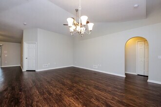 3047 Elbib Dr in St. Cloud, FL - Building Photo - Building Photo