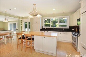 85 Dowsett Ave in Honolulu, HI - Building Photo - Building Photo