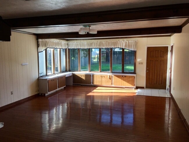 property at 7009 Church St