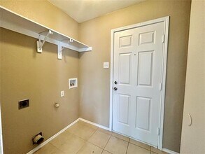 605 Douglas Dr in Mansfield, TX - Building Photo - Building Photo