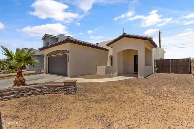 property at 2700 Tierra Oasis St