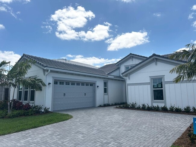 15192 Wildwood Cir