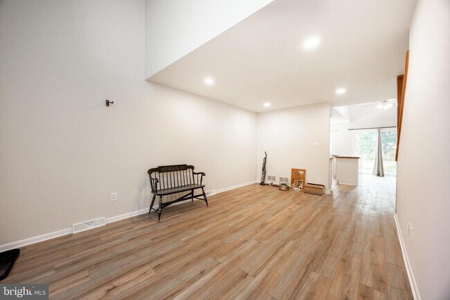 1104 St Michaels Ct in Chester Springs, PA - Building Photo - Building Photo