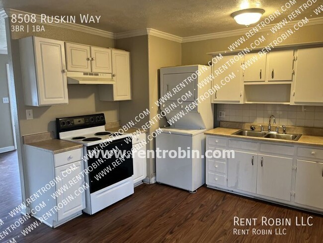 8508 Ruskin Way in Kansas City, MO - Building Photo - Building Photo