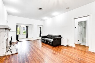 86 NE 47th St in Miami, FL - Building Photo - Building Photo