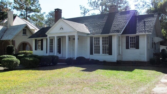 property at 203 E Alden Ave