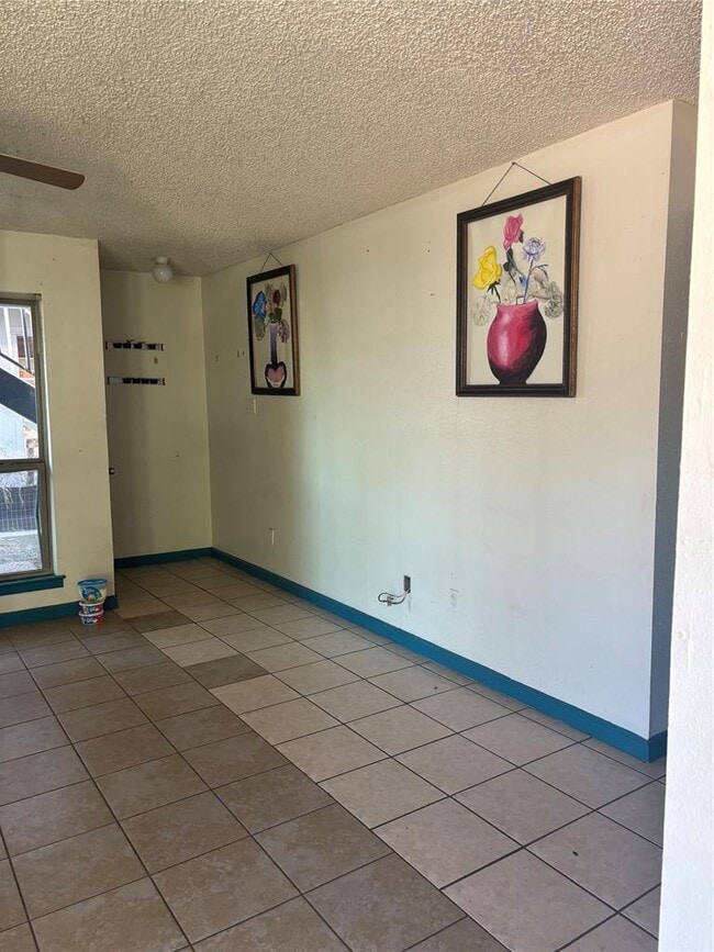 7926 Mullen Dr in Austin, TX - Building Photo - Building Photo