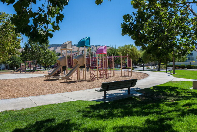 Palma Sorrento at Palm Valley in San Jose, CA - Building Photo - Building Photo