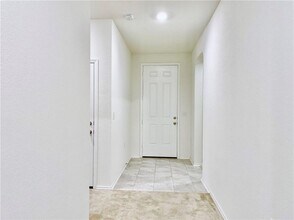 7909 Big Wind Wy in Austin, TX - Building Photo - Building Photo