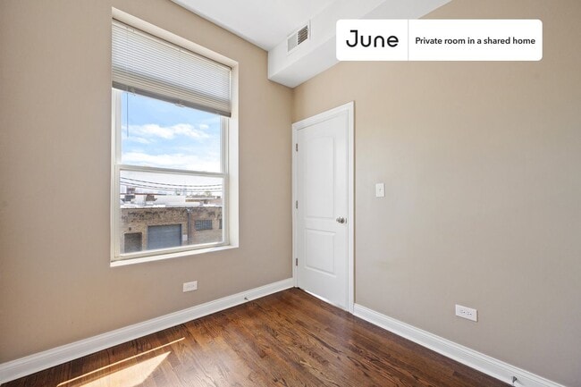 property at 628 N Albany Ave