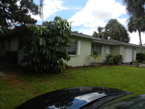 Florence Avenue in Englewood, FL - Building Photo - Other