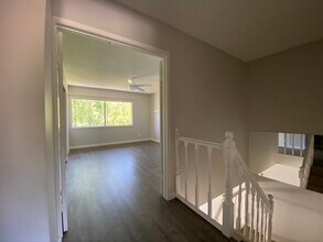 17441 Caminito Baya in San Diego, CA - Foto de edificio - Building Photo