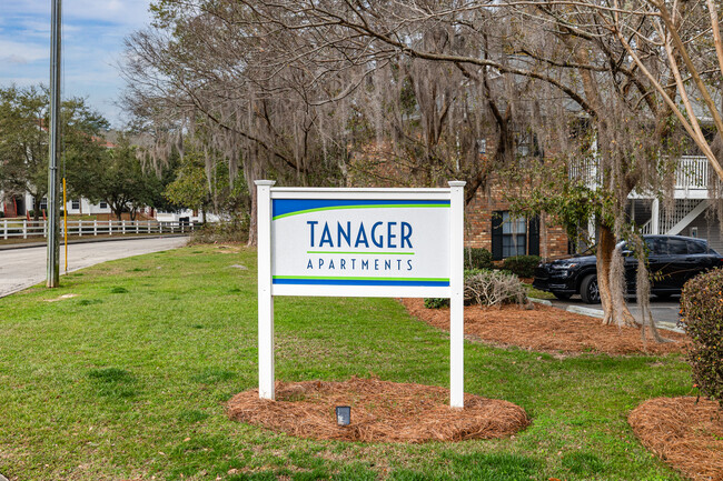 Tanager Apartments in Tallahassee, FL - Foto de edificio - Building Photo