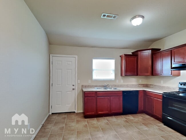 12820 Bell Flower Drive in North Little Rock, AR - Building Photo - Building Photo