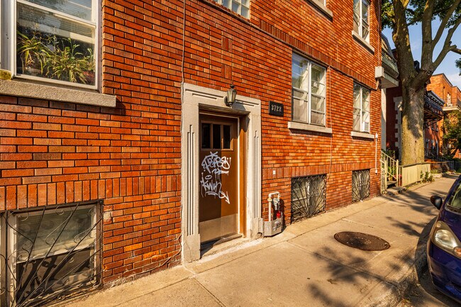 3722 Coloniale Av in Montréal, QC - Building Photo - Building Photo