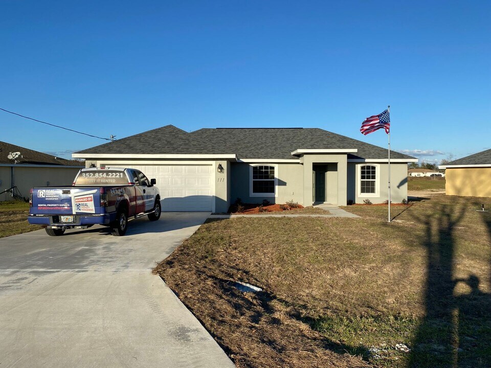 111 Juniper Cir in Ocala, FL - Building Photo