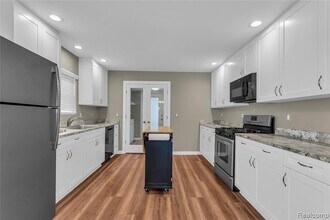 3320 Harvard Rd in Royal Oak, MI - Building Photo - Building Photo