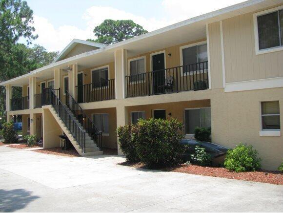 227 Knox McRae Dr, Unit 3 in Titusville, FL - Building Photo