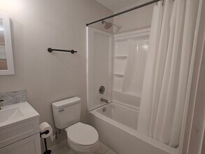 920 Friendly Pl in Charlotte, NC - Building Photo - Building Photo