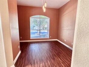 10200 Channel Island Dr in Austin, TX - Building Photo - Building Photo