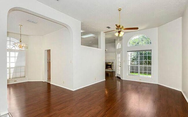 11606 Fox Forest in San Antonio, TX - Building Photo - Building Photo