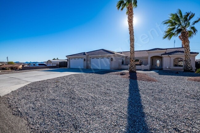 629 Sand Dab Dr in Lake Havasu City, AZ - Building Photo - Building Photo