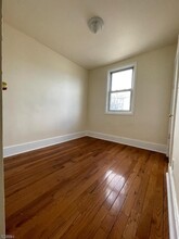 168 Hickory St, Unit 2 in Orange, NJ - Building Photo - Building Photo