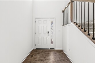 1892 E 110th Ln in Crown Point, IN - Foto de edificio - Building Photo