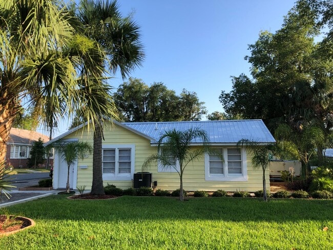 property at 714 Spring St