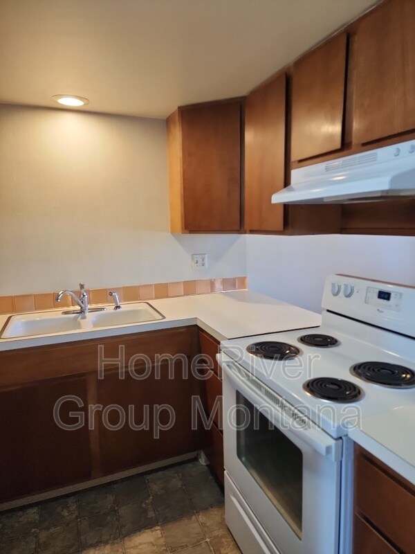 102 Camelot Ct in Missoula, MT - Building Photo - Building Photo