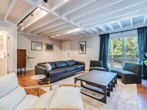 500 E Riverside Dr, Unit 206 in Austin, TX - Foto de edificio - Building Photo